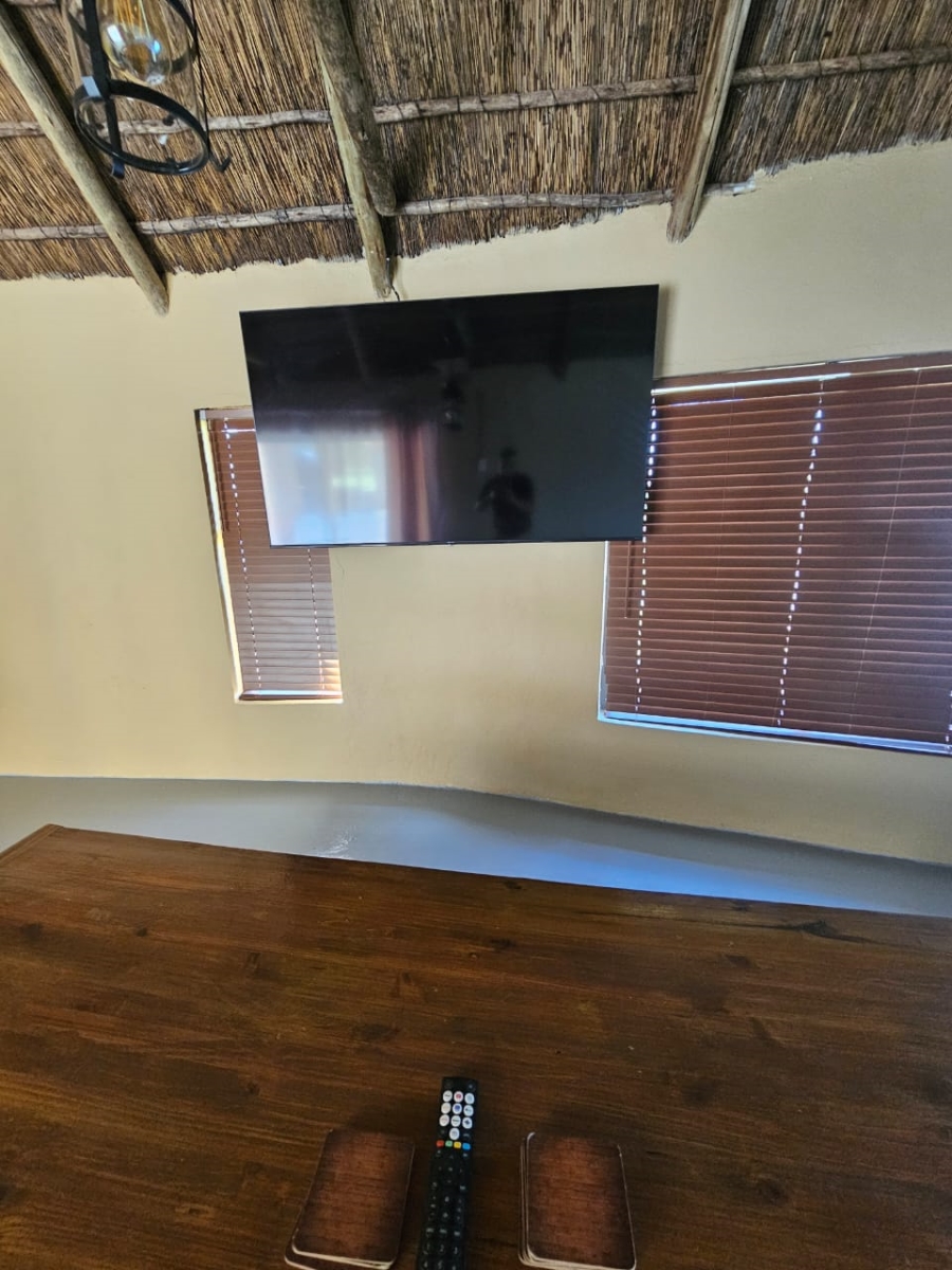 5 Bedroom Property for Sale in Bloemhof North West